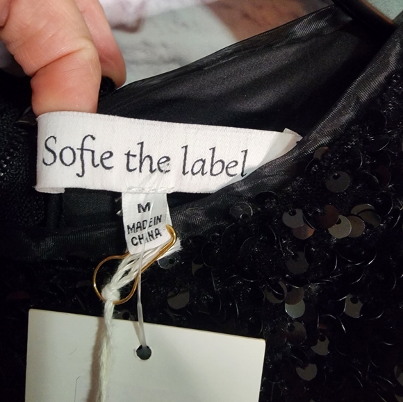 Sofia The Label size Med. Mini soft sequins coctail dress with side cut outs - Picture 2 of 7